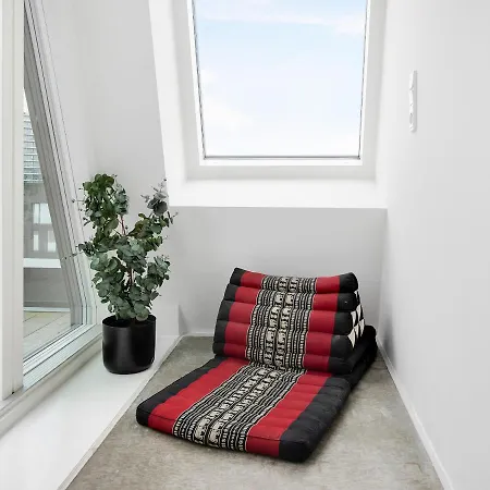 Sanders Pier - Fantastic 3-bedroom Townhouse With Balcony Terrace * Копенгаген