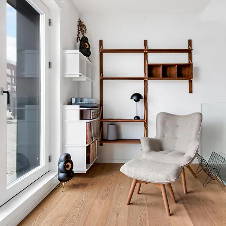 Sanders Pier - Fantastic 3-bedroom Townhouse With Balcony Terrace Дом отдыха