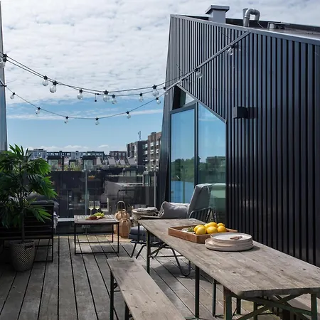 Sanders Pier - Fantastic 3-bedroom Townhouse With Balcony Terrace *